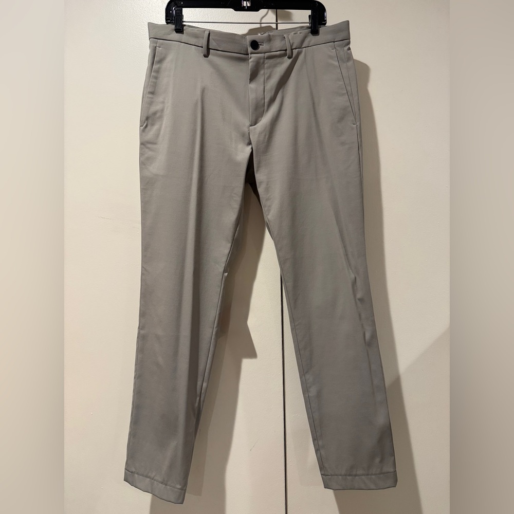 Theory Zaine Neoteric Slim Fit Pants, Light Beige, 33x30